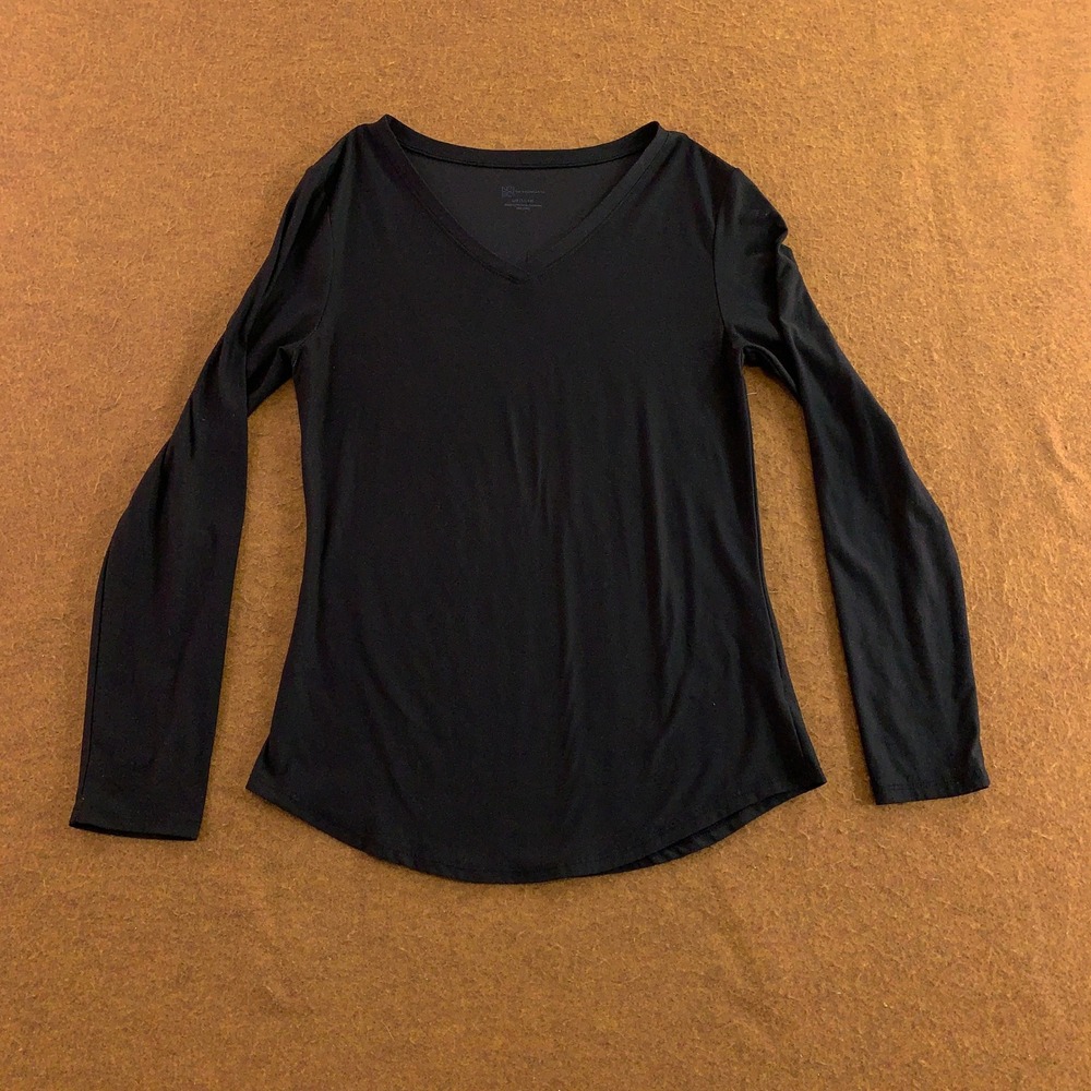 No Boundaries Juniors Large 11-13 Black V-Neck Long Sleeve T-Shirt New